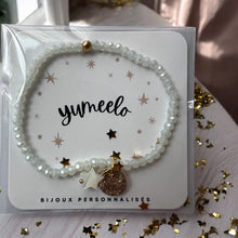 Charger l'image dans la galerie, Bracelet scintillant en perles de cristal avec étoile en nacre et or fin