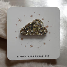 Charger l'image dans la galerie, Pins en cuir pailleté - Accessoire brillant en forme de Coeur, Nuage, Lune ou Chat