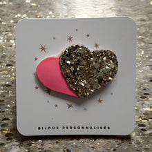 Charger l'image dans la galerie, Pins en cuir pailleté - Accessoire brillant en forme de Coeur, Nuage, Lune ou Chat